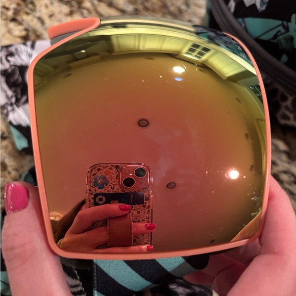 Blenders Nebula Roaring Legend Snow Goggles with 2 Extra Lenses - Picture 3 of 10